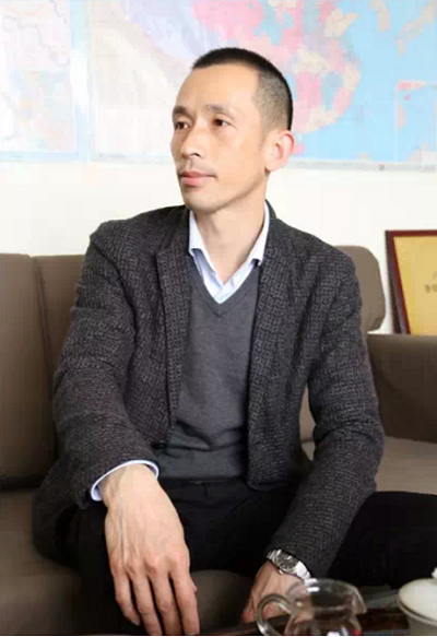 【高端訪談】翁華軍 ——不知疲倦地翻越每一座山丘